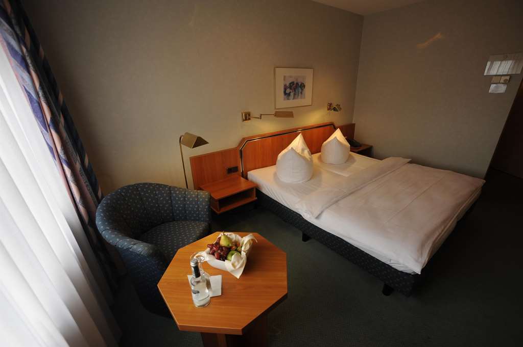 Hotel Sonnenhof Pleinfeld Quarto foto